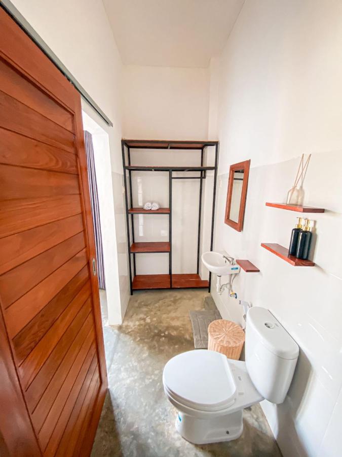Turtle House Surf & Stay Airsatang Exterior foto