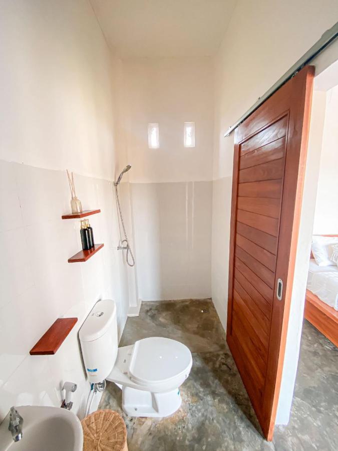 Turtle House Surf & Stay Airsatang Exterior foto